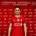 Como Liverpool, los otros equipos que retiraron una dorsal por un jugador