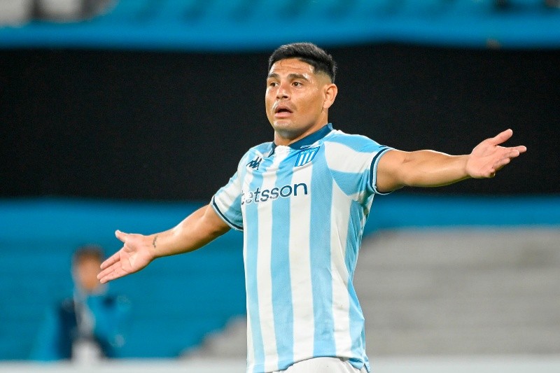 La esposa de Maxi Salas destrozó a Racing por su salida a River La esposa de Maxi Salas destrozó a Racing por su salida a River