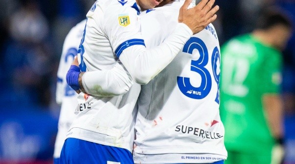 Vélez se hizo fuerte de local y le ganó a Tigre 2-1