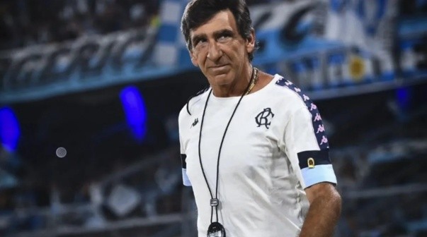 Gustavo Costas, contundente sobre el regreso de Paredes a Boca: 