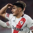 Cavenaghi le apuntó a Salas tras su debut en River: 