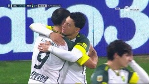 Miretello amplió la ventaja y puso el 2-0 en favor del Halcón ante el Tiburón.
