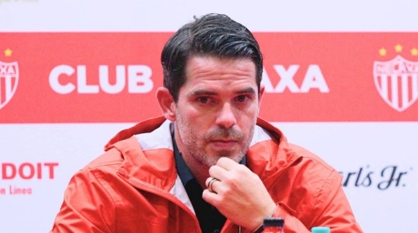 Goleada y eliminación: el durísimo golpe que marcó a Fernando Gago en Necaxa