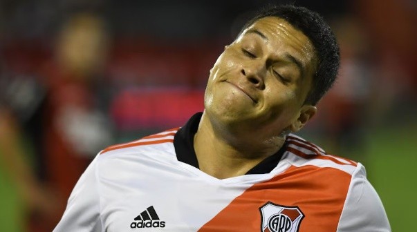 Con Tevez de fondo: el controversial posteo de Juanfer Quintero de River vs Talleres