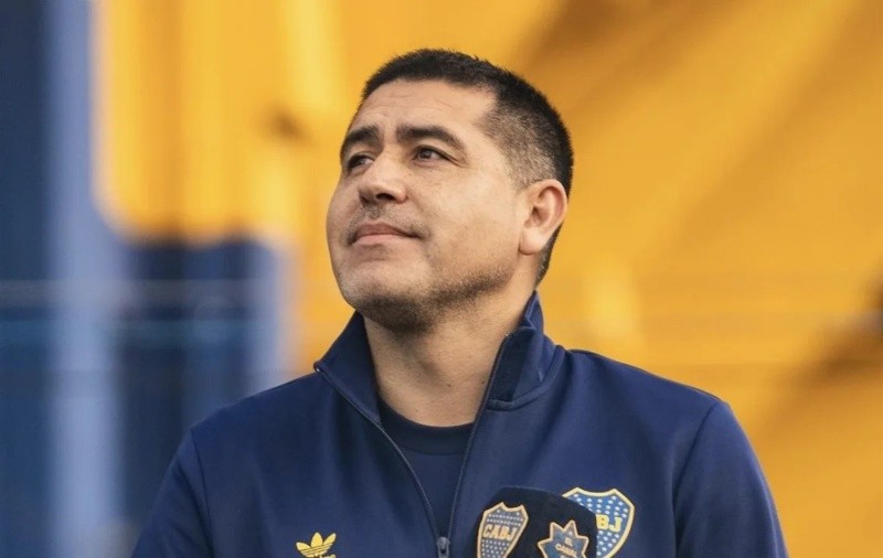 Tras disolver al Consejo, Riquelme eligió al nuevo mánager en Boca Tras disolver al Consejo, Riquelme eligió al nuevo mánager en Boca