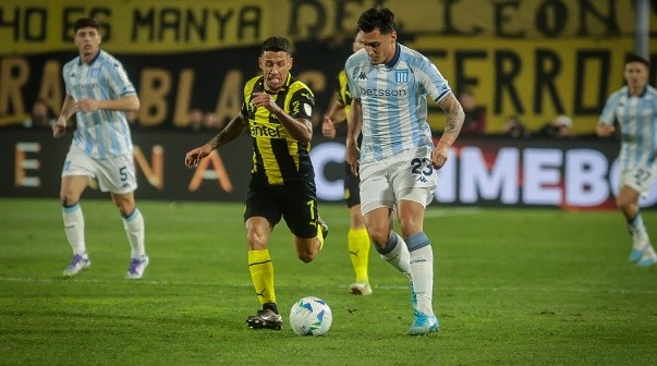 Racing no pudo contra Peñarol en la ida de los octavos de la Copa Libertadores