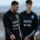 El gesto de Alejandro Garnacho con Lionel Messi que dio para hablar en redes