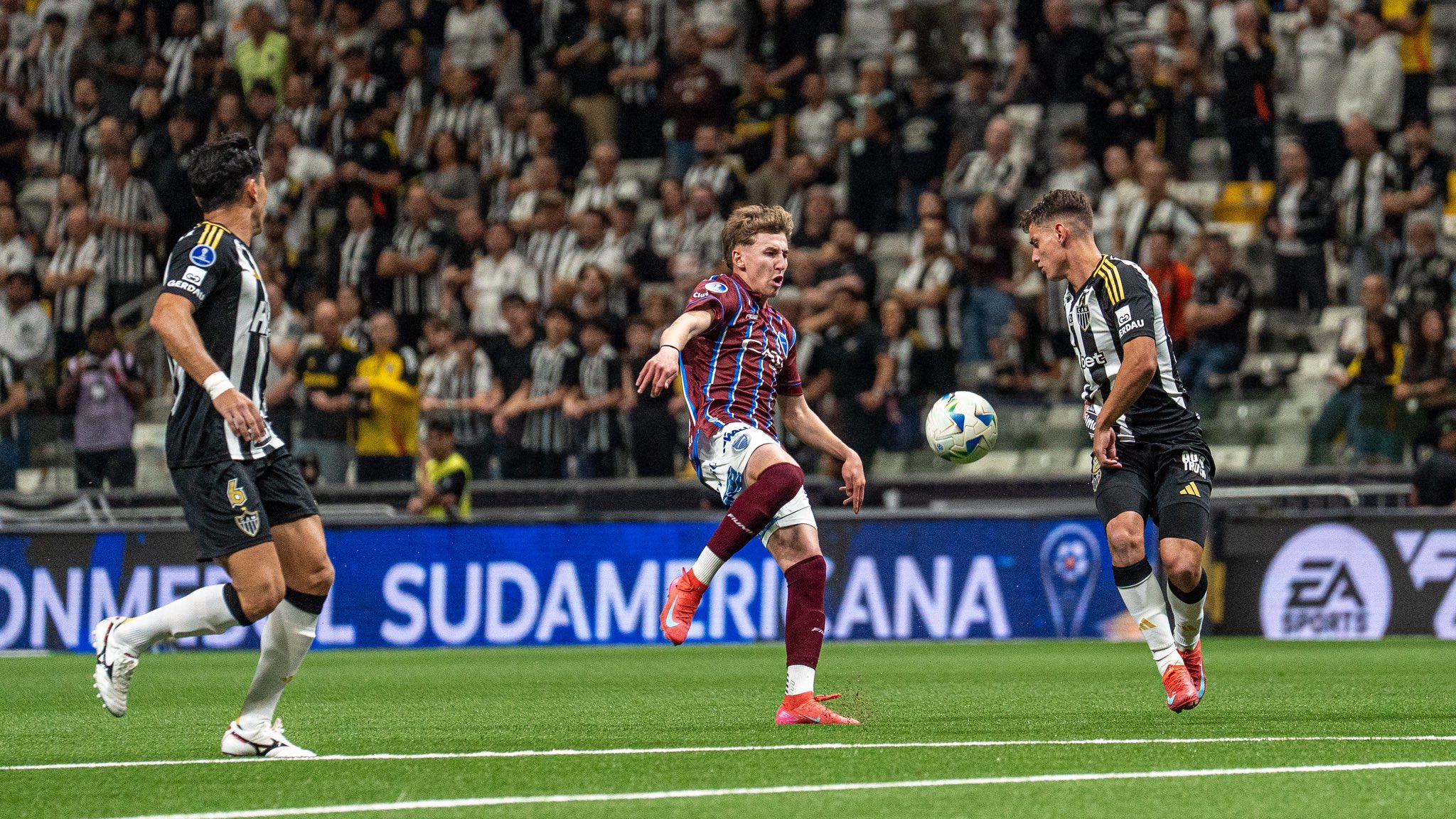 Copa Sudamericana: Atlético Mineiro le remontó a Godoy Cruz y se define en Mendoza