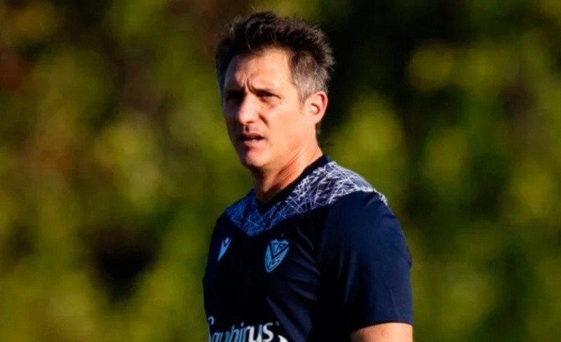 Barros Schelotto recibió 2 fechas de suspensión por su expulsión ante Independiente Barros Schelotto recibió 2 fechas de suspensión por su expulsión ante Independiente