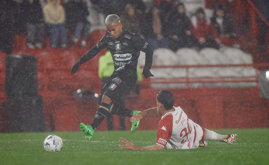 En un final muy caliente, Huracán quedó eliminado de la Copa Sudamericana vs. Once Caldas