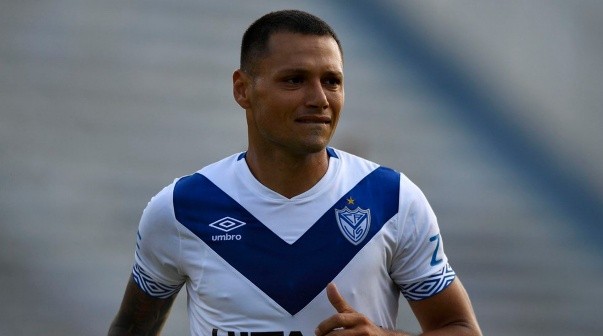 Los picantes palazos de Mauro Zárate para los hinchas de Vélez