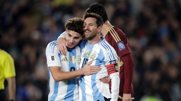 Julián Álvarez no se guardó nada sobre Messi en la Selección: 