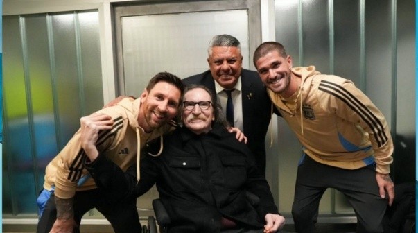 Tras despedirse de la Selección en Argentina, el emotivo cruce entre Messi y Charly García