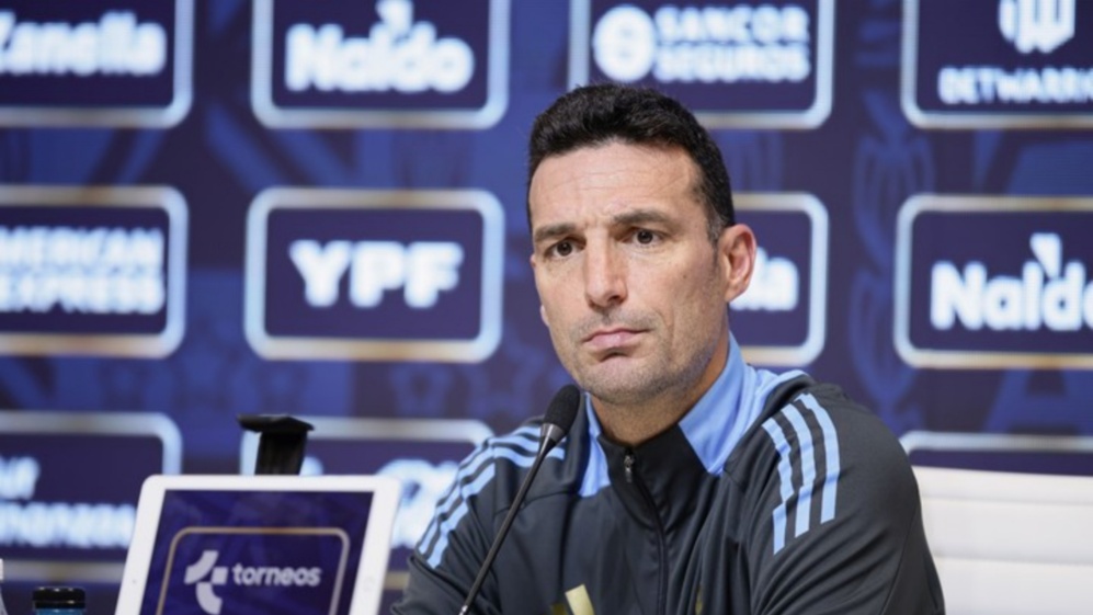Lionel Scaloni fue contundente con Italia por quedar afuera del Mundial: 