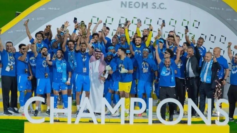  De no creer: un club en Arabia Saudita contrata personas para que sean hinchas falsos