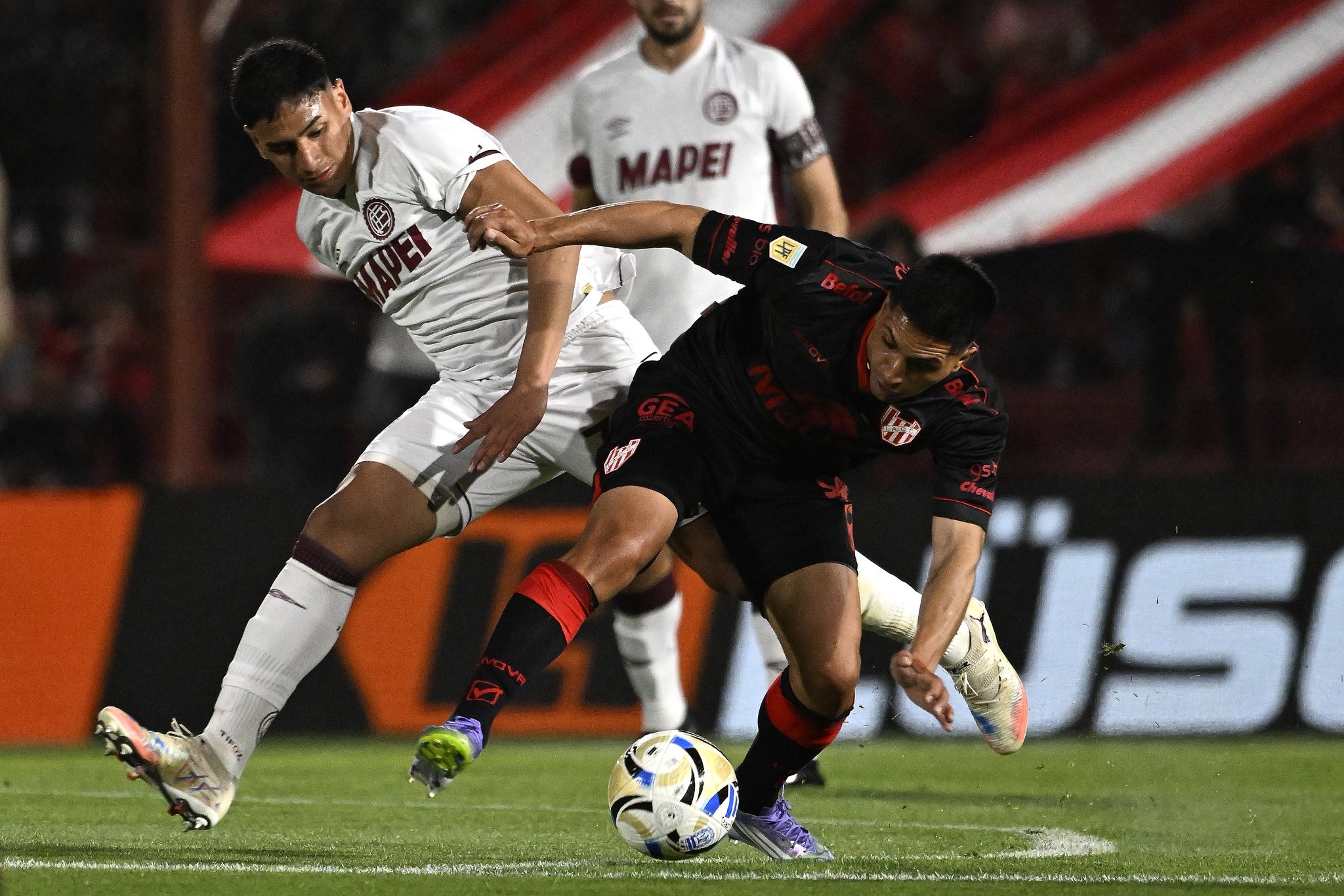 Instituto y Lanús no pasaron del empate en Alta Córdoba