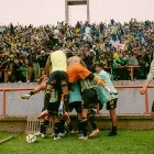 Aldosivi dio el golpe, le ganó 2-0 a Huracán como local y sueña con la permanencia