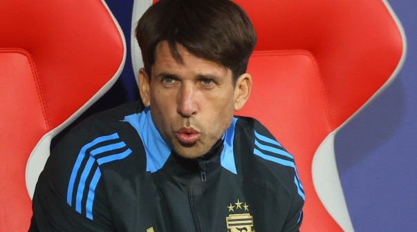 Futbol, Mexico vs Argentina.
Mundial sub 20, Chile 2025.
El entrenador de Argentina Diego Placente es fotografiado durante un partido de cuartos de final del mundial sub 20 contra Mexico disputado en el estadio Nacional de Santiago, Chile.
11/10/2025
Jonnathan Oyarzun/Photosport
Football, Mexico vs Argentina.
U-20 World Cup Championship.
Argentina’s manager Diego Placente is pictured during a quarterfinal match of the U-20 World Cup against Mexico at the Nacional stadium in Santiago, Chile.
11/10/2025
Jonnathan Oyarzun/Photosport