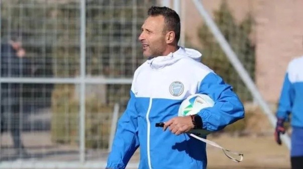 Godoy Cruz echó a Ribonetto y ya cerró a un sorpresivo DT como reemplazo