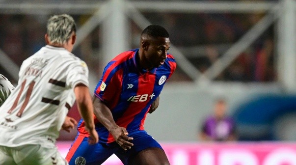 Jhohan Romaña. San Lorenzo de Almagro vs CLub Atletico Platense. Fecha 5 Torneo Apertura de la Liga Profesional del Futbol de Argentina.