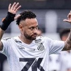 Neymar volvió a jugar con el Santos tras su lesión