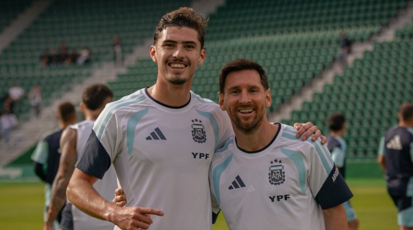 El posteo de Panichelli con Messi tras debutar en la Selección Argentina: 