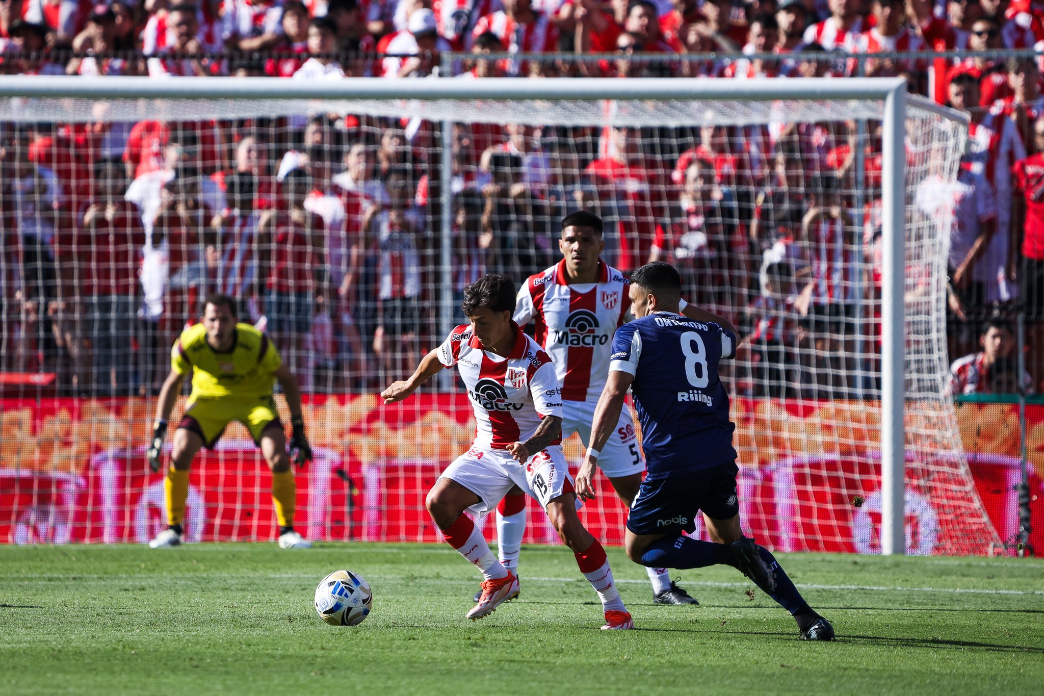 Talleres empató con Instituto y se metió en los Playoffs del Torneo Clausura