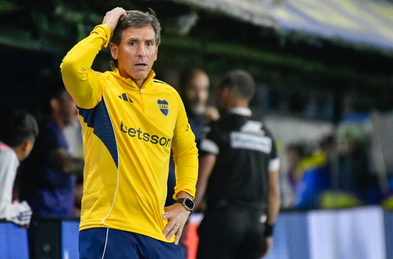 La decisión que tomó Riquelme con Claudio Úbeda en Boca