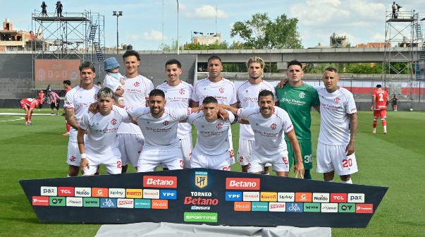 Tras el título de Central, Barracas recibió 2 inesperados premios: 