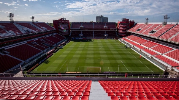 Independiente acordó de palabra a un defensor mundialista