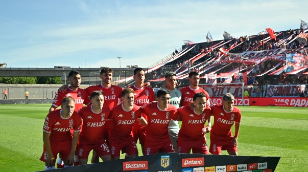 Tras la salida de Kudelka, Huracán contrató a un ex Boca como nuevo DT