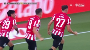 Pipa Alario vuelve al gol en el Pincha con un cabezazo al lado del arco tras una mala salida de Losas y pone el 1-1 vs. Platense.