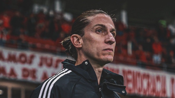 Flamengo quiere a un DT de la Liga Profesional para reemplazar a Filípe Luís