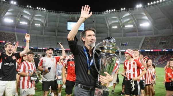 Estudiantes confirmó el futuro de Eduardo Domínguez