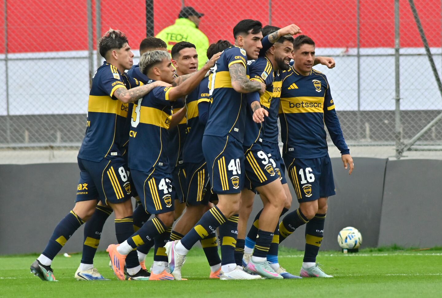 Úbeda sumó su primera cara nueva en Boca: no es Hinestroza