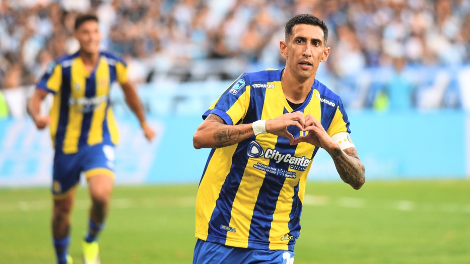 Fideo se destacó con una tremenda jugada individual frente a la Academia