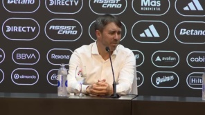 El entrenador fue presentado en conferencia de prensa como reemplazante de Marcelo Gallardo