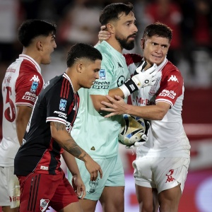 Coudet fue contundente con Quintero por su penal errado en River: 