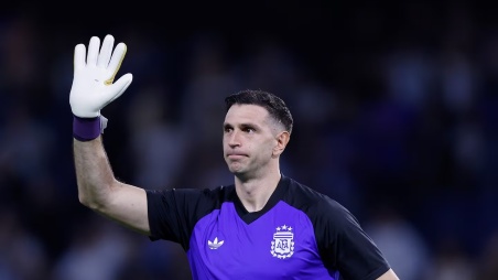 Dibu Martínez, contundente sobre su futuro en la Selección Argentina