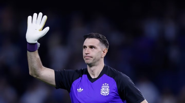 Dibu Martínez, contundente sobre su futuro en la Selección Argentina