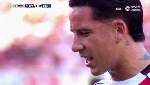 El delantero no pudo seguir jugando y Maxi Salas ingresó para jugar el Superclásico. 