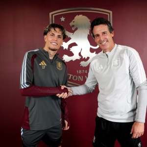 Confirmado: Alejandro Garnacho es presentado como nuevo jugador del Aston Villa