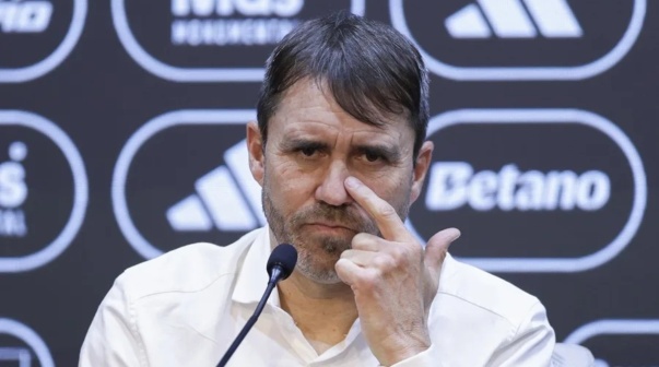 Coudet borró a 7 jugadores y entrenarán apartados en River