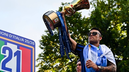 Lautaro Martínez campeón