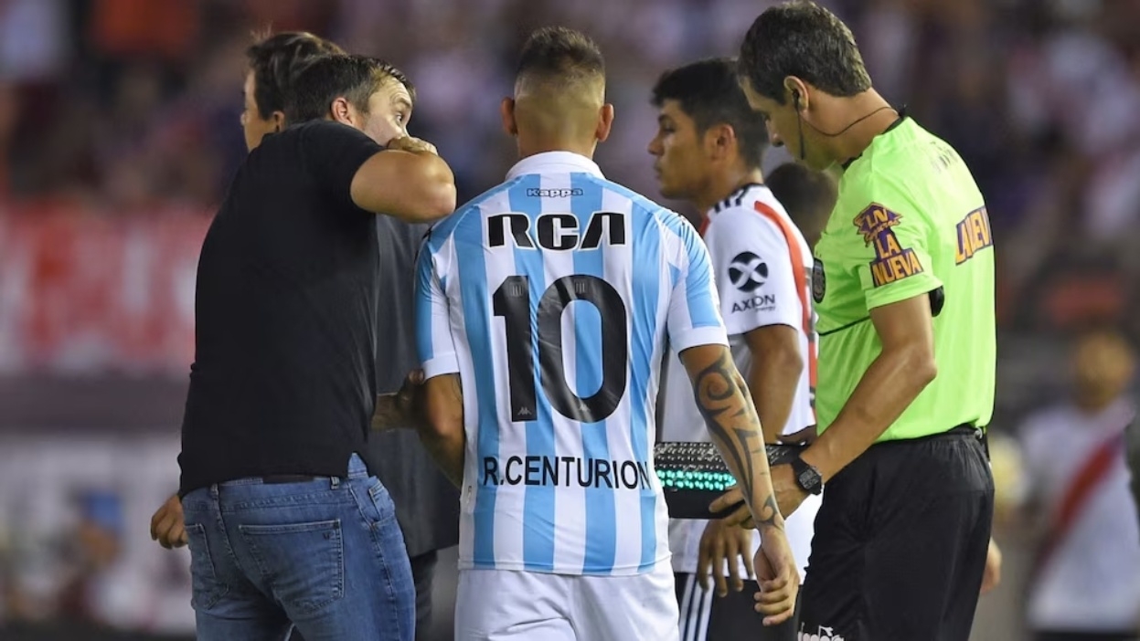 El posteo de Ricardo Centurión contra Coudet tras la eliminación de River
