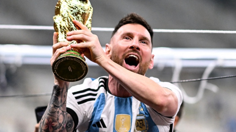 Messi con la copa del mundo
