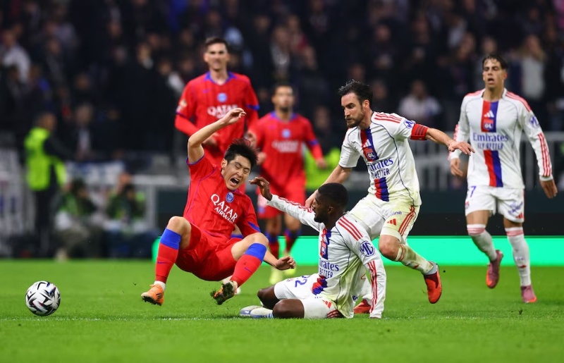 &nbsp;Nicolás Tagliafico en acción en el Lyon