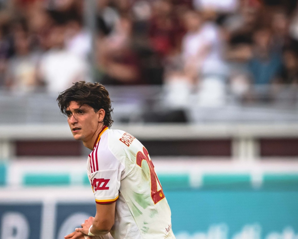 Leonardo Balerdi en Torino vs. Roma