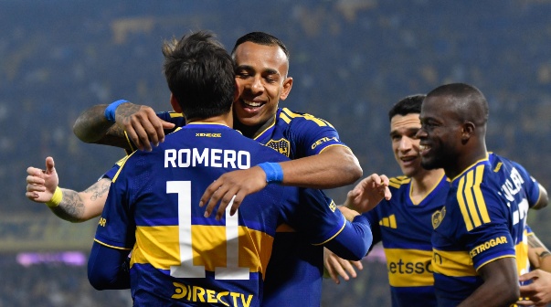 Sebastian Villa y Angel Romero Villamayor. Boca Juniors vs Central Cordoba. Fecha 9 Torneo Clausura Liga Profesional Argentina.