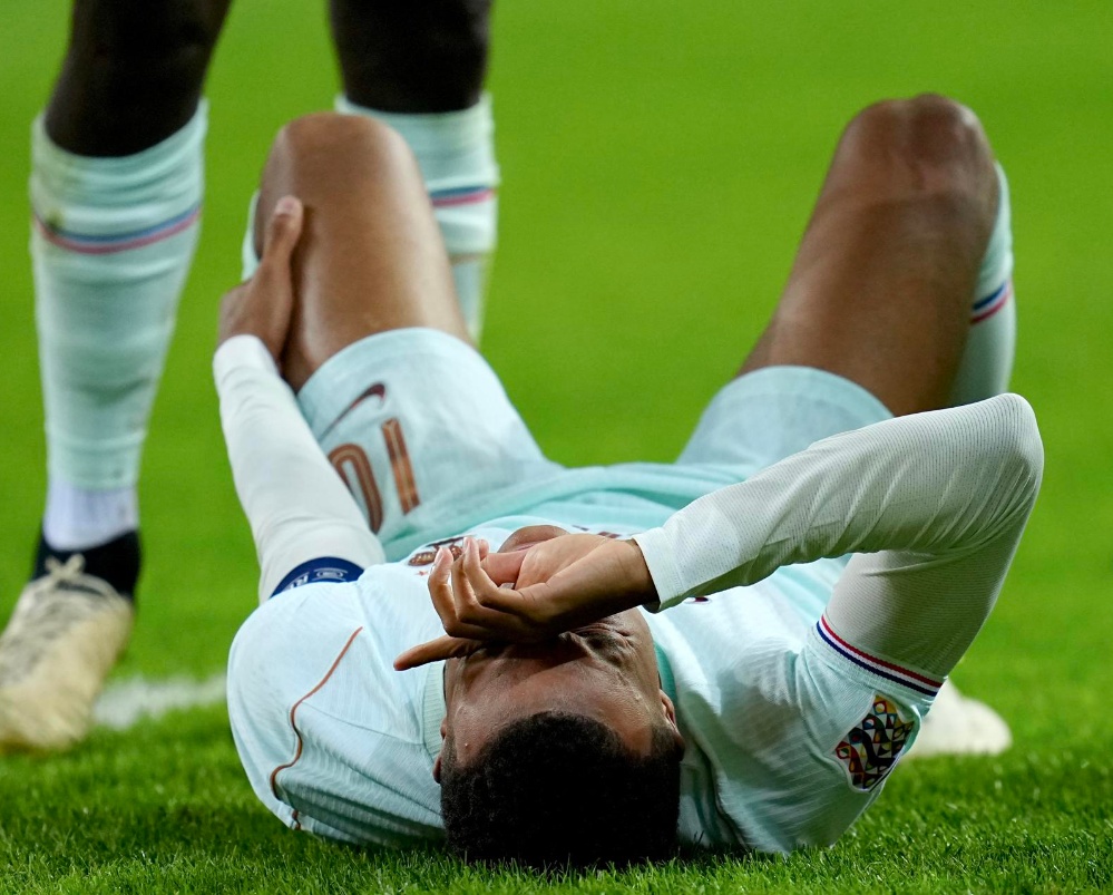 Mbappe causa alarma en Real Madrid y Francia